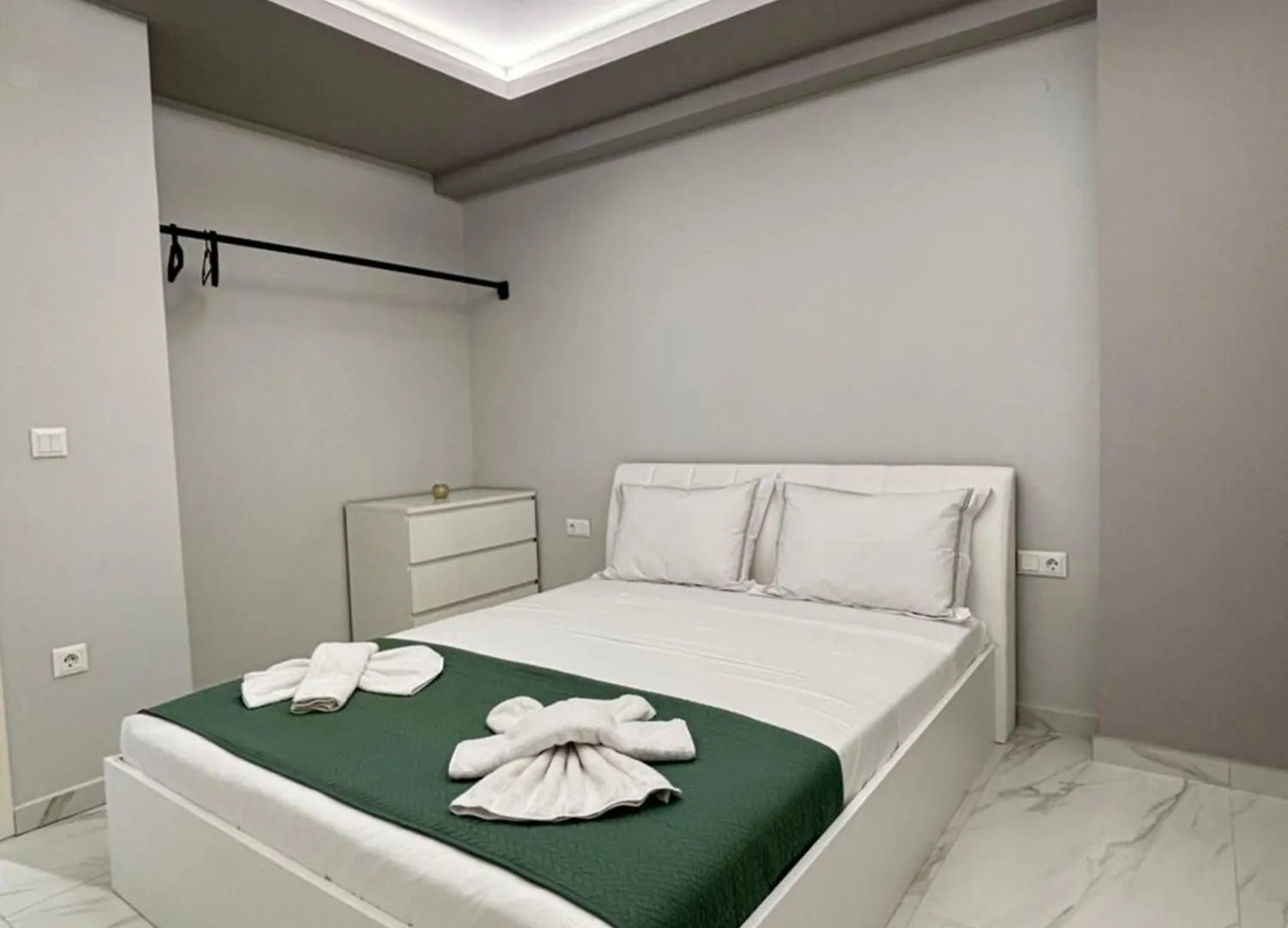 Escape Central Apartments Neos Marmaras Greece