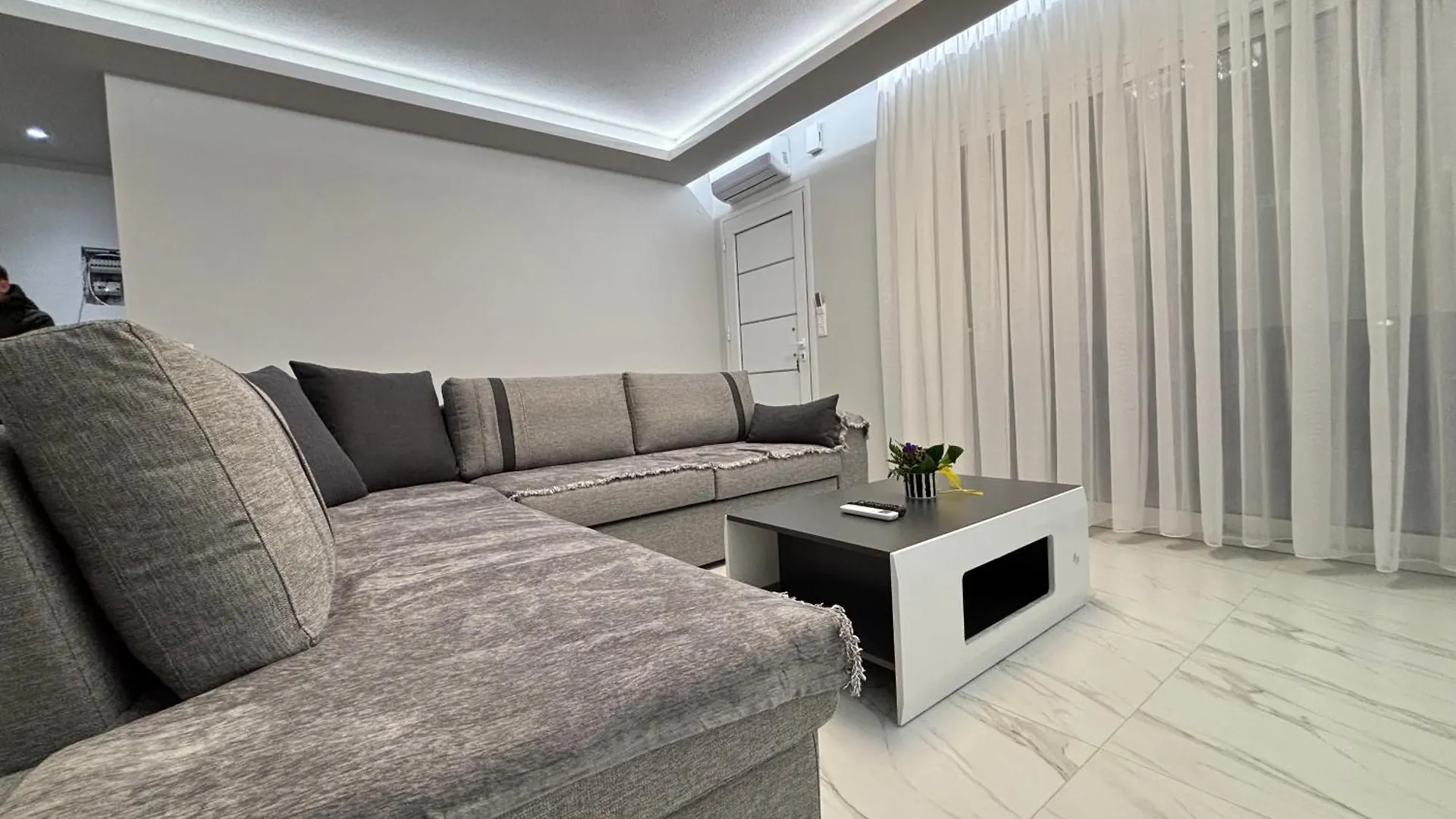 Escape Central Apartments Neos Marmaras 0*,  Greece