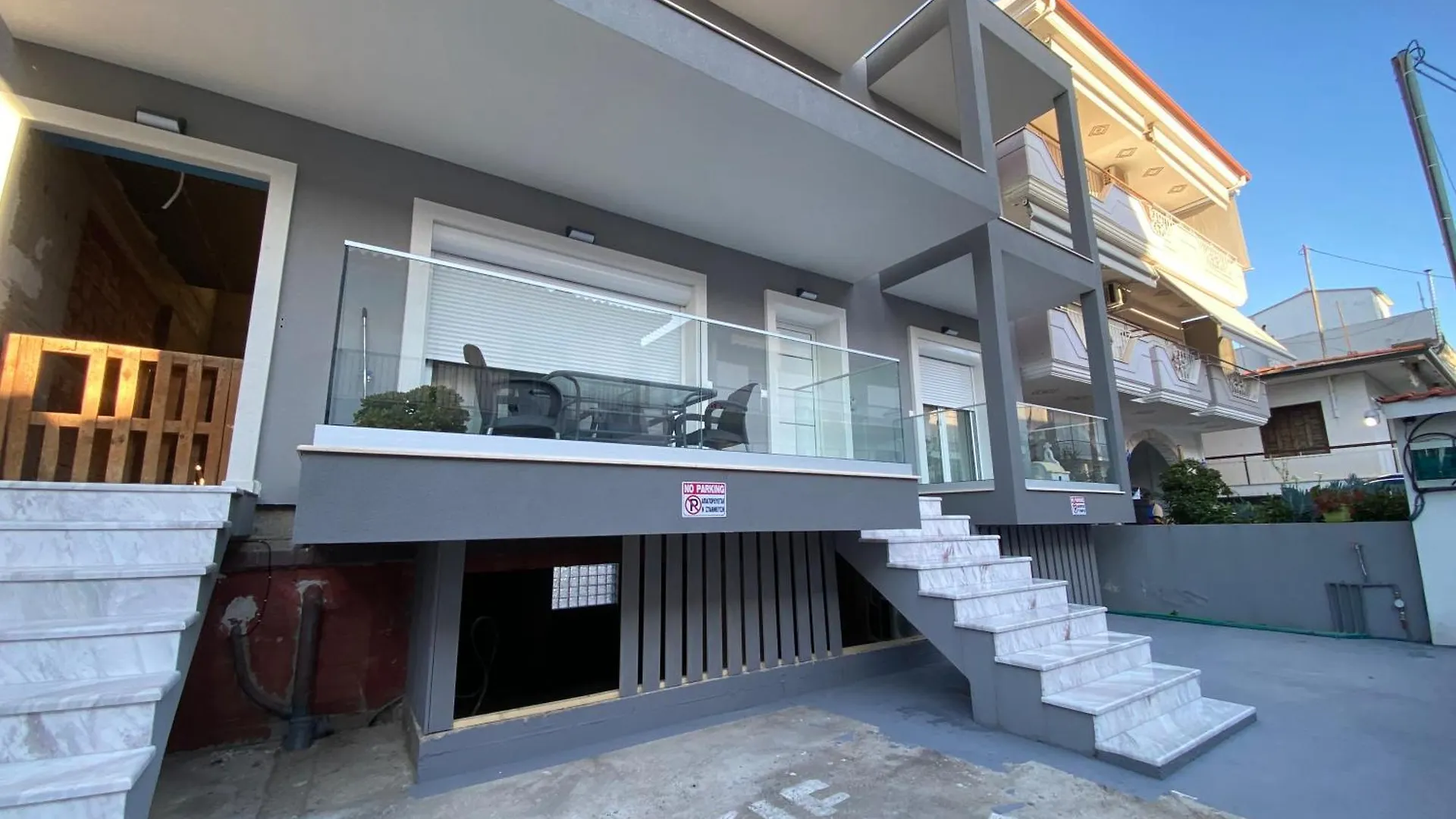 Escape Central Apartments Neos Marmaras