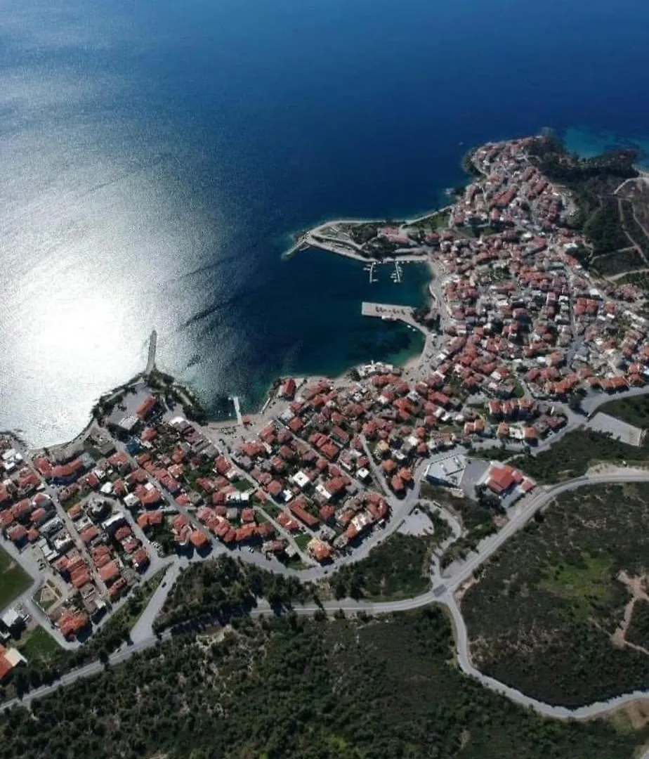 Escape Central Apartments Neos Marmaras